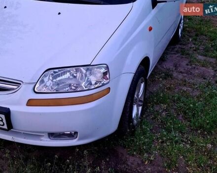 Белый Шевроле Авео, объемом двигателя 1.5 л и пробегом 177 тыс. км за 3000 $, фото 1 на Automoto.ua