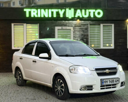Белый Шевроле Авео, объемом двигателя 1.5 л и пробегом 196 тыс. км за 2900 $, фото 1 на Automoto.ua