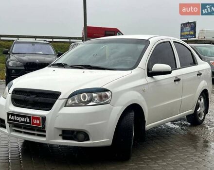 Білий Шевроле Авео, об'ємом двигуна 1.5 л та пробігом 211 тис. км за 3640 $, фото 1 на Automoto.ua