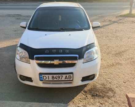 Белый Шевроле Авео, объемом двигателя 1.5 л и пробегом 160 тыс. км за 3500 $, фото 1 на Automoto.ua