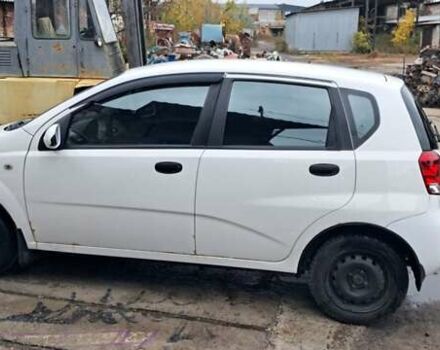 Білий Шевроле Авео, об'ємом двигуна 1.5 л та пробігом 200 тис. км за 2600 $, фото 1 на Automoto.ua
