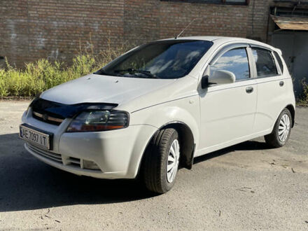 Шевроле Авео 2006 у Дніпро (Дніпропетровську) на Automoto.ua Білий Шевроле Авео, об'ємом двигуна 1.5 л та пробігом 211 тис. км за 2950 $, фото 1 на Automoto.ua