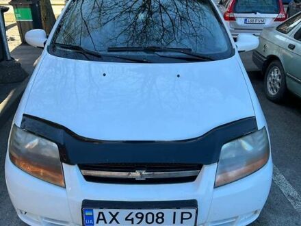 Білий Шевроле Авео, об'ємом двигуна 1.5 л та пробігом 300 тис. км за 4131 $, фото 1 на Automoto.ua