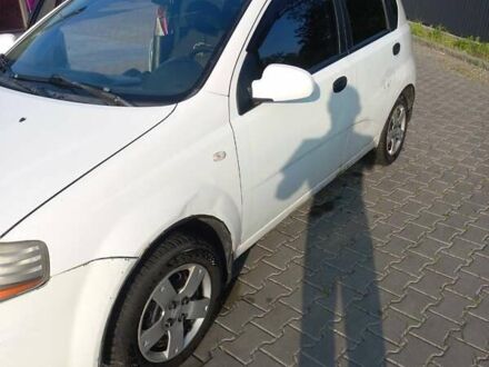 Білий Шевроле Авео, об'ємом двигуна 1.5 л та пробігом 189 тис. км за 2350 $, фото 1 на Automoto.ua