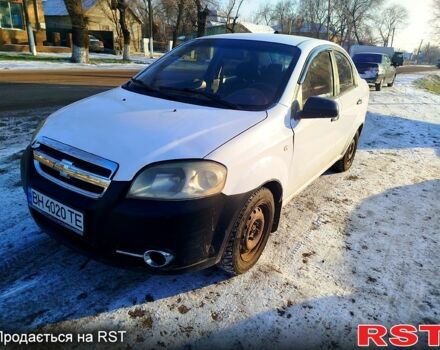 Белый Шевроле Авео, объемом двигателя 1.5 л и пробегом 21000 тыс. км за 1450 $, фото 1 на Automoto.ua