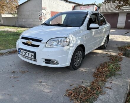 Белый Шевроле Авео, объемом двигателя 1.6 л и пробегом 225 тыс. км за 3113 $, фото 1 на Automoto.ua