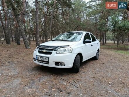 Білий Шевроле Авео, об'ємом двигуна 1.5 л та пробігом 110 тис. км за 4000 $, фото 1 на Automoto.ua