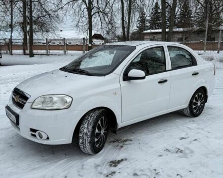 Белый Шевроле Авео, объемом двигателя 1.6 л и пробегом 202 тыс. км за 4500 $, фото 1 на Automoto.ua