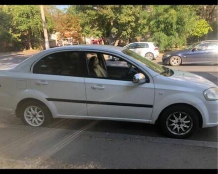 Білий Шевроле Авео, об'ємом двигуна 1.6 л та пробігом 265 тис. км за 2950 $, фото 1 на Automoto.ua