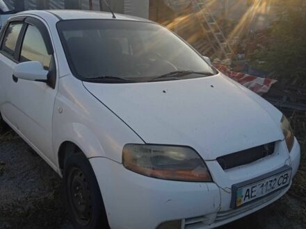 Белый Шевроле Авео, объемом двигателя 0 л и пробегом 251 тыс. км за 1000 $, фото 1 на Automoto.ua