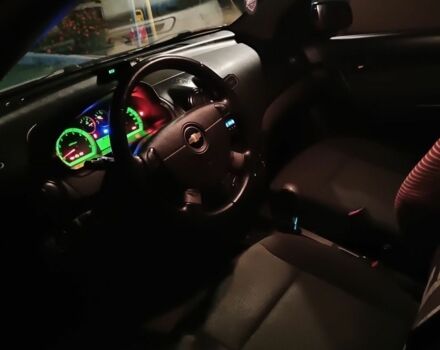 Белый Шевроле Авео, объемом двигателя 1.5 л и пробегом 223 тыс. км за 3050 $, фото 1 на Automoto.ua