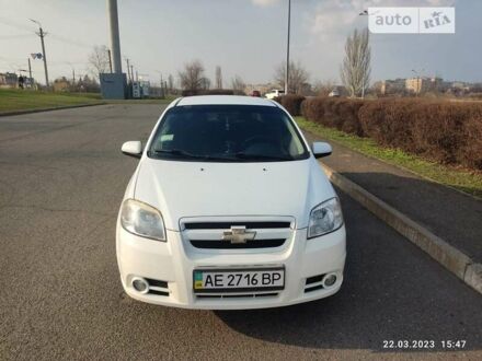 Шевроле Авео 2008 в Кривом Роге на Automoto.ua Белый Шевроле Авео, объемом двигателя 1.6 л и пробегом 119 тыс. км за 4500 $, фото 1 на Automoto.ua
