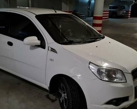 Белый Шевроле Авео, объемом двигателя 1.5 л и пробегом 80 тыс. км за 4500 $, фото 1 на Automoto.ua