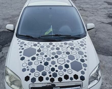 Белый Шевроле Авео, объемом двигателя 1.5 л и пробегом 401 тыс. км за 3100 $, фото 1 на Automoto.ua