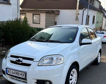 Белый Шевроле Авео, объемом двигателя 1.6 л и пробегом 100 тыс. км за 2800 $, фото 1 на Automoto.ua