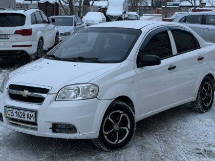 Белый Шевроле Авео, объемом двигателя 1.5 л и пробегом 276 тыс. км за 3500 $, фото 1 на Automoto.ua