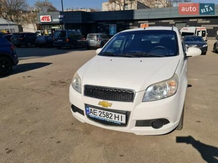 Белый Шевроле Авео, объемом двигателя 1.5 л и пробегом 115 тыс. км за 4850 $, фото 1 на Automoto.ua