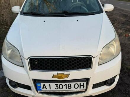 Белый Шевроле Авео, объемом двигателя 1.5 л и пробегом 245 тыс. км за 3890 $, фото 1 на Automoto.ua