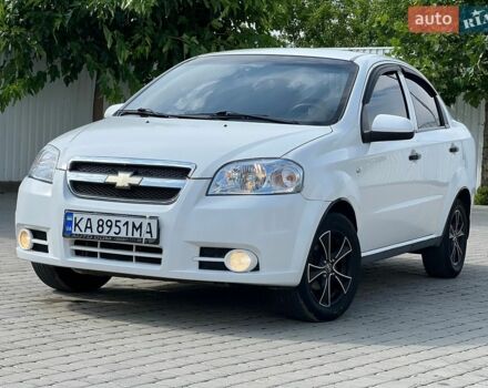 Белый Шевроле Авео, объемом двигателя 1.5 л и пробегом 170 тыс. км за 3299 $, фото 1 на Automoto.ua