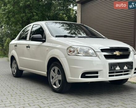 Белый Шевроле Авео, объемом двигателя 1.5 л и пробегом 41 тыс. км за 4299 $, фото 1 на Automoto.ua