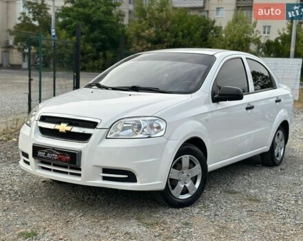 Белый Шевроле Авео, объемом двигателя 1.5 л и пробегом 41 тыс. км за 3900 $, фото 1 на Automoto.ua