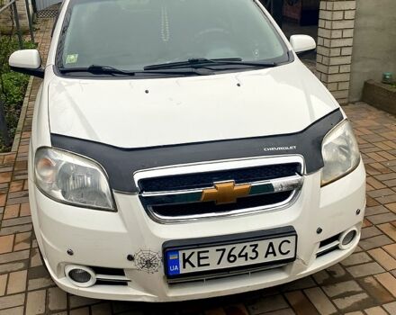 Белый Шевроле Авео, объемом двигателя 1.5 л и пробегом 234 тыс. км за 4000 $, фото 1 на Automoto.ua