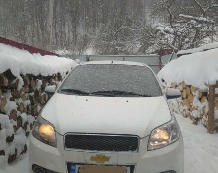 Белый Шевроле Авео, объемом двигателя 1 л и пробегом 250 тыс. км за 3500 $, фото 1 на Automoto.ua