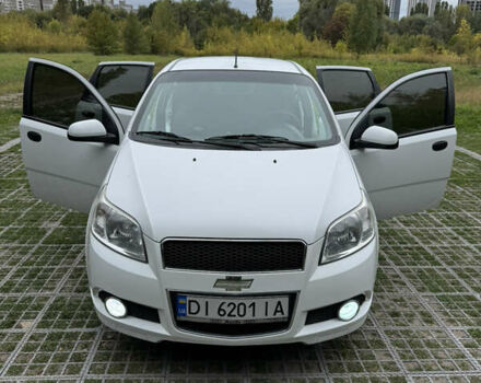 Белый Шевроле Авео, объемом двигателя 1.5 л и пробегом 109 тыс. км за 6299 $, фото 1 на Automoto.ua