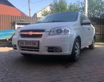 Белый Шевроле Авео, объемом двигателя 1.5 л и пробегом 169 тыс. км за 4500 $, фото 1 на Automoto.ua