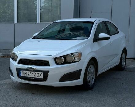 Белый Шевроле Авео, объемом двигателя 1.8 л и пробегом 223 тыс. км за 5800 $, фото 1 на Automoto.ua