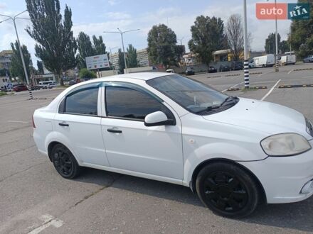 Білий Шевроле Авео, об'ємом двигуна 1.5 л та пробігом 140 тис. км за 4300 $, фото 1 на Automoto.ua