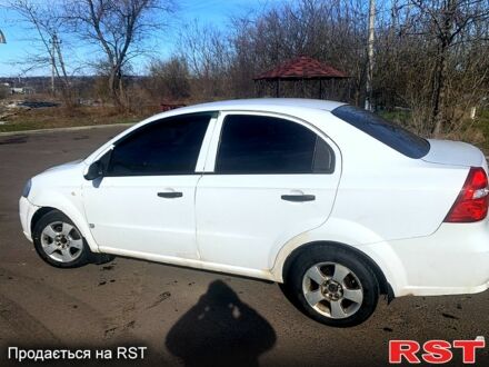 Шевроле Авео 2011 в Николаеве на Automoto.ua Белый Шевроле Авео, объемом двигателя 1.5 л и пробегом 130 тыс. км за 3900 $, фото 1 на Automoto.ua