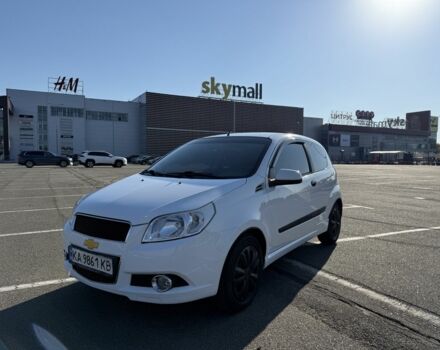 Белый Шевроле Авео, объемом двигателя 1.5 л и пробегом 140 тыс. км за 5900 $, фото 1 на Automoto.ua