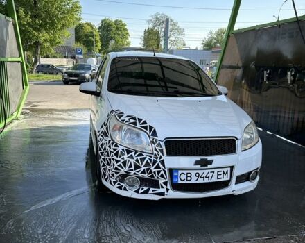 Белый Шевроле Авео, объемом двигателя 1.5 л и пробегом 168 тыс. км за 5200 $, фото 1 на Automoto.ua
