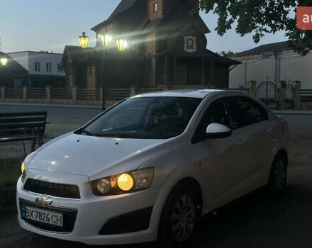 Шевроле Авео 2012 в Каменце-Подольском на Automoto.ua Белый Шевроле Авео, объемом двигателя 1.6 л и пробегом 140 тыс. км за 6350 $, фото 1 на Automoto.ua