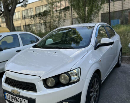 Білий Шевроле Авео, об'ємом двигуна 1.6 л та пробігом 195 тис. км за 6200 $, фото 1 на Automoto.ua