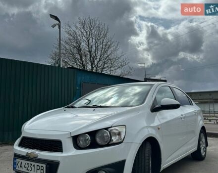 Белый Шевроле Авео, объемом двигателя 1.6 л и пробегом 165 тыс. км за 6600 $, фото 1 на Automoto.ua