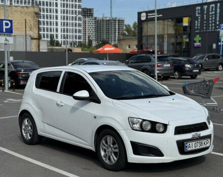 Білий Шевроле Авео, об'ємом двигуна 1.25 л та пробігом 325 тис. км за 4299 $, фото 1 на Automoto.ua