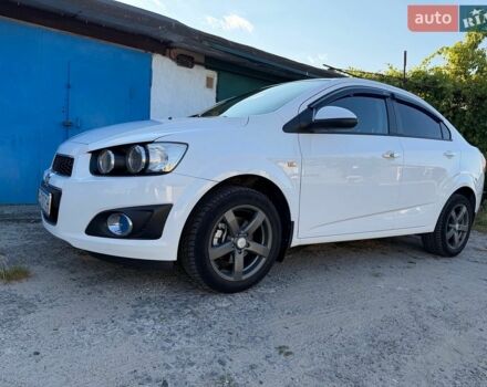 Белый Шевроле Авео, объемом двигателя 1.6 л и пробегом 224 тыс. км за 6500 $, фото 1 на Automoto.ua