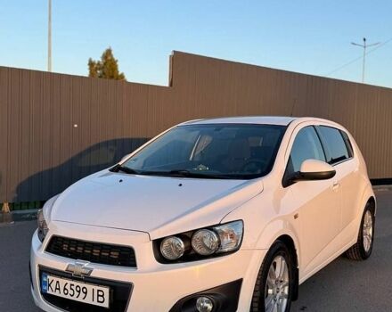 Белый Шевроле Авео, объемом двигателя 1.3 л и пробегом 216 тыс. км за 5900 $, фото 1 на Automoto.ua
