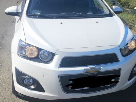 Белый Шевроле Авео, объемом двигателя 0 л и пробегом 23 тыс. км за 6000 $, фото 1 на Automoto.ua