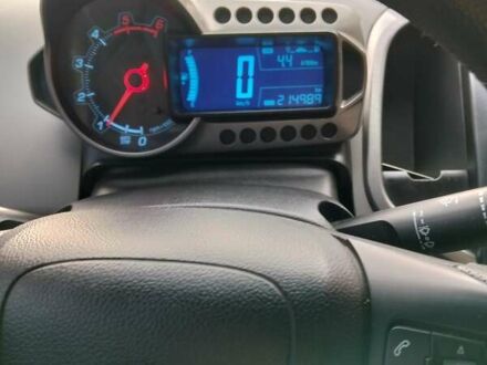 Белый Шевроле Авео, объемом двигателя 1.25 л и пробегом 215 тыс. км за 7000 $, фото 1 на Automoto.ua