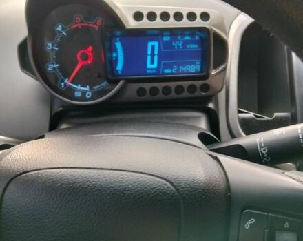 Белый Шевроле Авео, объемом двигателя 1.25 л и пробегом 215 тыс. км за 6500 $, фото 1 на Automoto.ua