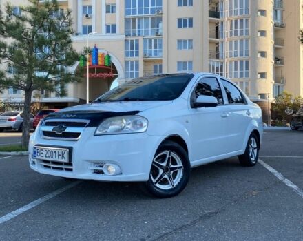 Белый Шевроле Авео, объемом двигателя 1.5 л и пробегом 46 тыс. км за 3800 $, фото 1 на Automoto.ua
