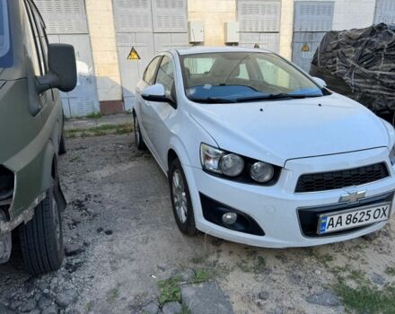 Белый Шевроле Авео, объемом двигателя 1.4 л и пробегом 170 тыс. км за 4200 $, фото 1 на Automoto.ua