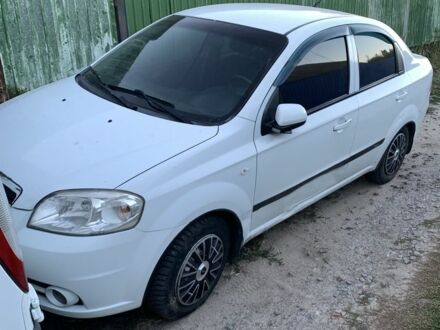Білий Шевроле Авео, об'ємом двигуна 0 л та пробігом 250 тис. км за 3210 $, фото 1 на Automoto.ua