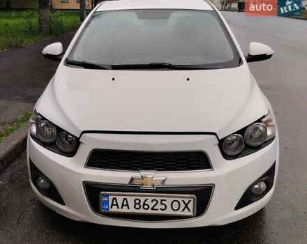 Білий Шевроле Авео, об'ємом двигуна 1.4 л та пробігом 180 тис. км за 6000 $, фото 1 на Automoto.ua