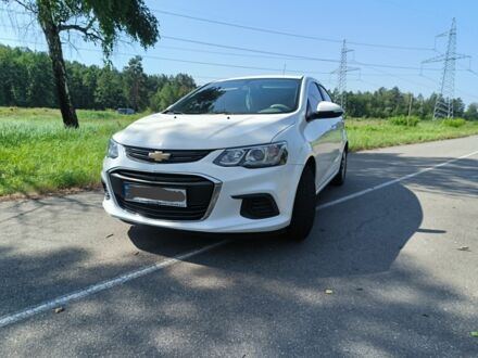 Шевроле Авео 2018 в Киеве на Automoto.ua Белый Шевроле Авео, объемом двигателя 1.4 л и пробегом 50 тыс. км за 8133 $, фото 1 на Automoto.ua