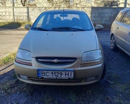 Бежевый Шевроле Авео, объемом двигателя 1.5 л и пробегом 290 тыс. км за 2000 $, фото 5 на Automoto.ua