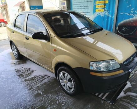 Бежевый Шевроле Авео, объемом двигателя 1.5 л и пробегом 150 тыс. км за 2450 $, фото 4 на Automoto.ua